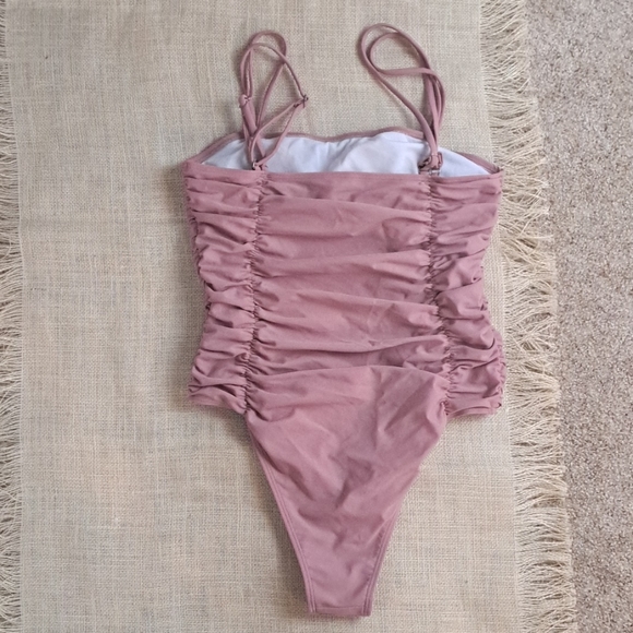 Pink Lily ruched seams square cut bandeau top one piece swimsuit rose SzM - Picture 6 of 11